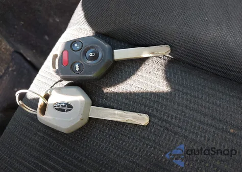 2013 Subaru Outback 2.5I z USA, uszkodzony, nr VIN 4S4BRBAC3D1288093